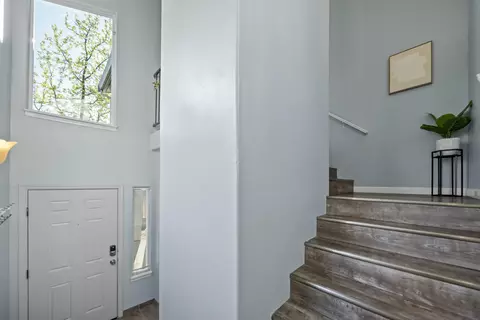225 Ridgetop Dr # 215, Redding, CA 96003 photo 7