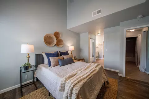 225 Ridgetop Dr # 215, Redding, CA 96003 photo 3