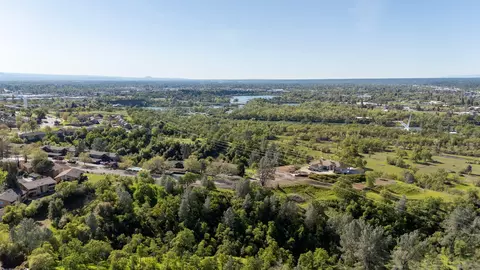 225 Ridgetop Dr # 215, Redding, CA 96003 photo 23
