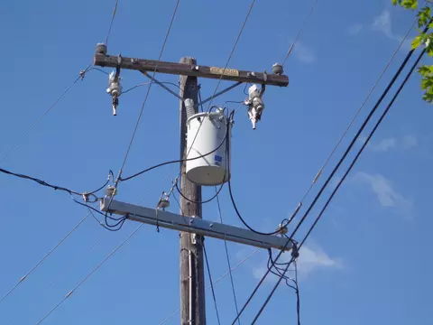 22076 Loop Dr, Redding, CA 96003 photo 17