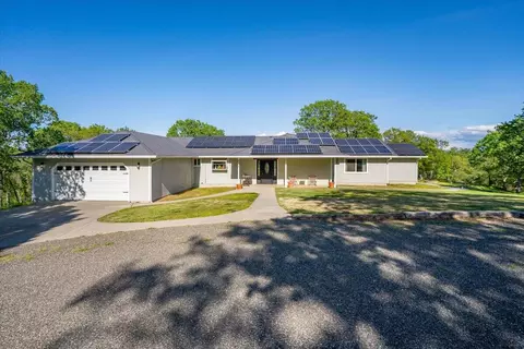 20410 Mallorca Ln, Red Bluff, CA 96080