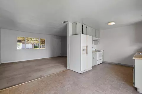 2278 Christian Ave, Redding, CA 96002 photo 6