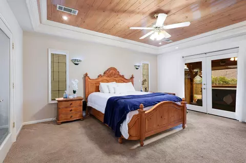 Bedroom - 1607 St Andrews Dr, Redding, CA 96003 photo 1 of 8