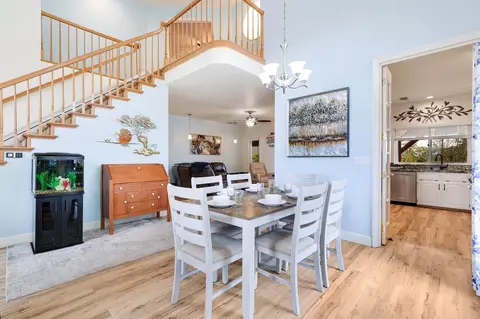 Dining - 1607 St Andrews Dr, Redding, CA 96003 photo 2 of 3