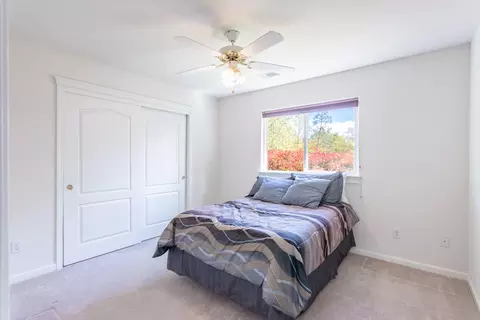 Bedroom - 11780 Talofa Dr, Redding, CA 96003 photo 2 of 4