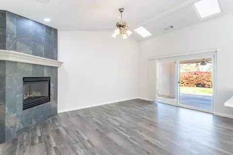 Living - 11780 Talofa Dr, Redding, CA 96003 photo 7 of 7
