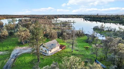 12400 Maria Dr, Redding, CA 96003 photo 6