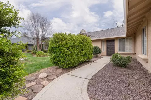 6657 Hemlock St, Redding, CA 96001 photo 9
