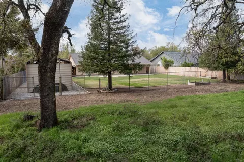 6657 Hemlock St, Redding, CA 96001 photo 29