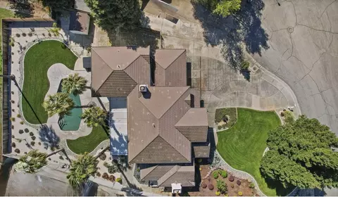 4355 Glen Vista Ct, Redding, CA 96002 photo 3