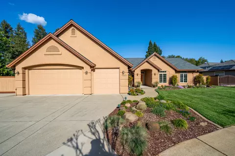 Exterior - 4803 Clark River Dr, Redding, CA 96002 photo 8 of 38