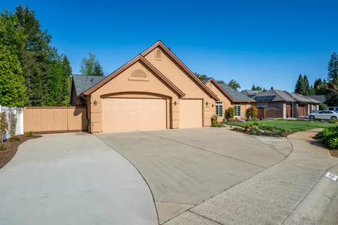 Exterior - 4803 Clark River Dr, Redding, CA 96002 photo 9 of 38