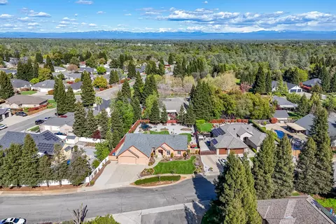 View/Area - 4803 Clark River Dr, Redding, CA 96002 photo 3 of 11