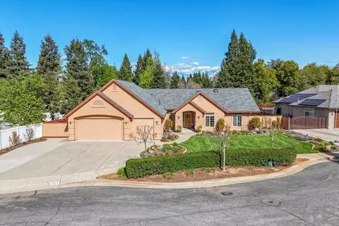 4803 Clark River Dr, Redding, CA 96002