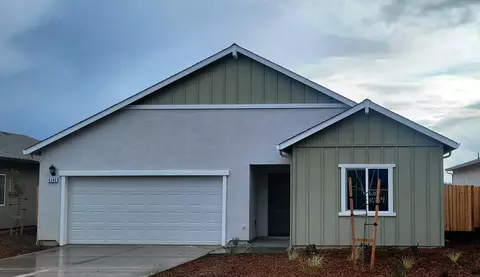5240 Monaco Pkwy, Redding, CA 96002