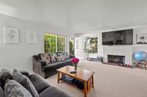 2266 Washington Ave, Redding, CA 96001 photo 4