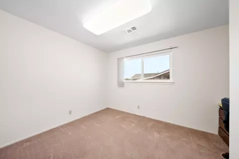 Bedroom - 4660 Memory Ln, Redding, CA 96001 photo 5 of 6