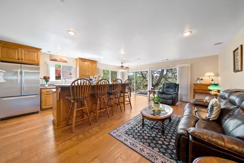 Kitchen - 4660 Memory Ln, Redding, CA 96001 photo 1 of 4