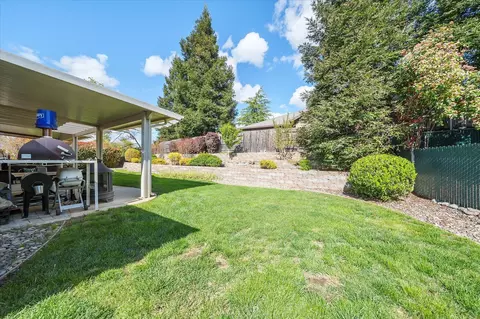 1665 Brinn Dr, Redding, CA 96001 photo 24