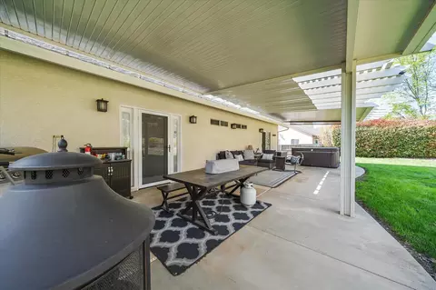1665 Brinn Dr, Redding, CA 96001 photo 23