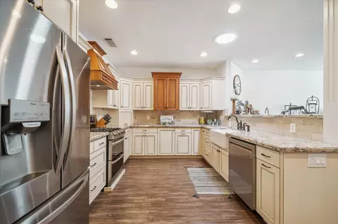 1665 Brinn Dr, Redding, CA 96001 photo 10