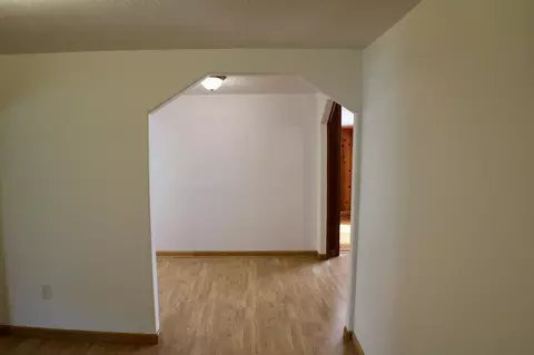 2571 Russell St, Redding, CA 96001 photo 16