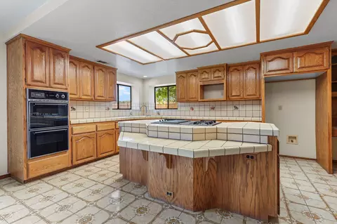 703 Givens Rd, Red Bluff, CA 96080 photo 8