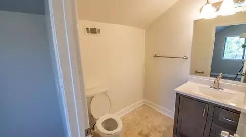 1582 Marigold Way, Redding, CA 96003 photo 19