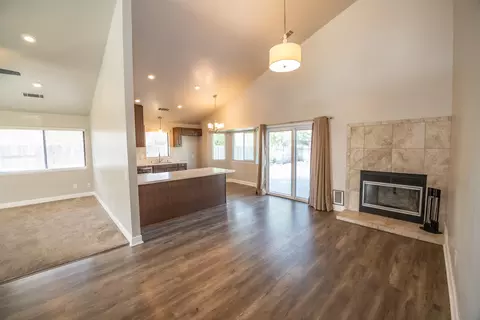 1582 Marigold Way, Redding, CA 96003 photo 7