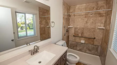 1582 Marigold Way, Redding, CA 96003 photo 11