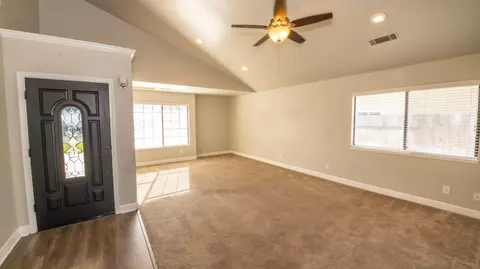 1582 Marigold Way, Redding, CA 96003 photo 4