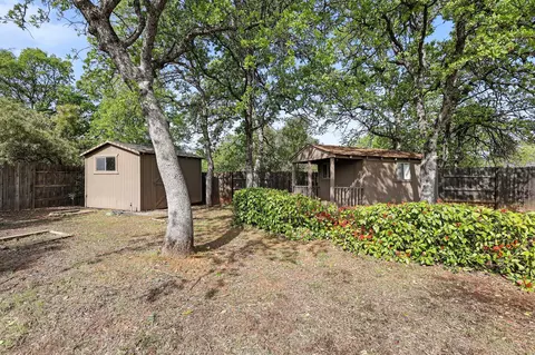 1426 Gladstone Ct, Redding, CA 96001 photo 32