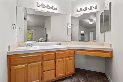 1426 Gladstone Ct, Redding, CA 96001 photo 23