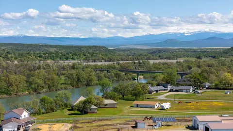 View/Area - 17935 Rivers Edge Dr, Red Bluff, CA 96080 photo 3 of 5