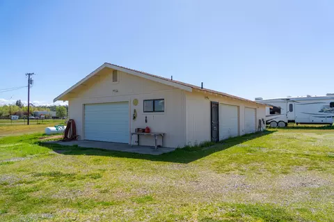 Other - 17935 Rivers Edge Dr, Red Bluff, CA 96080 photo 3 of 10