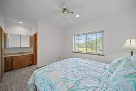 Bedroom - 17935 Rivers Edge Dr, Red Bluff, CA 96080 photo 5 of 5