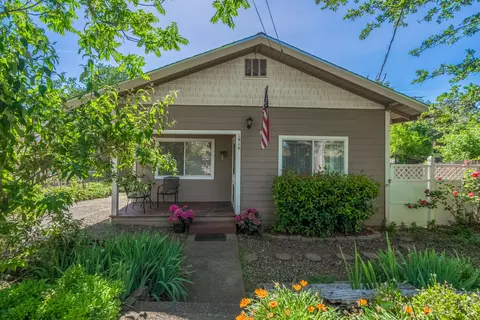 1816 Los Flores Ave, Shasta Lake, CA 96019