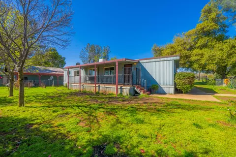 4702 Linnie Ln, Anderson, CA 96007 photo 3