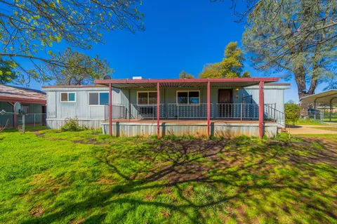 4702 Linnie Ln, Anderson, CA 96007 photo 4
