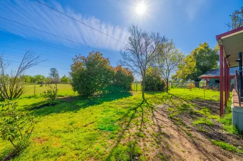 4702 Linnie Ln, Anderson, CA 96007 photo 2
