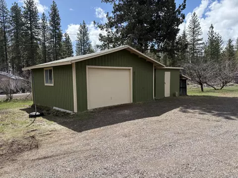 75 Pine Dr, Lookout, CA 56054 photo 3