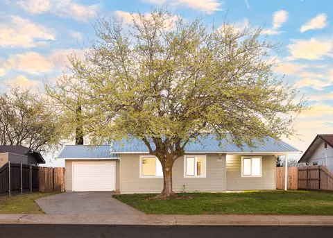 680 Nicklaus Ave, Red Bluff, CA 96080 photo 1