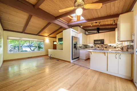 750 Pioneer Ct, Redding, CA 96001 photo 7