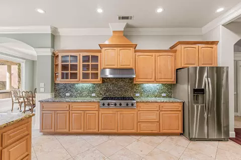 Kitchen - 13454 Tierra Heights Rd, Redding, CA 96003 photo 1 of 6