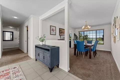 Entry Way - 16946 Campo Calle, Redding, CA 96001 photo 4 of 6