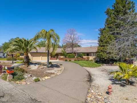 Exterior - 16946 Campo Calle, Redding, CA 96001 photo 45 of 46