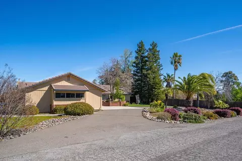 Exterior - 16946 Campo Calle, Redding, CA 96001 photo 41 of 46