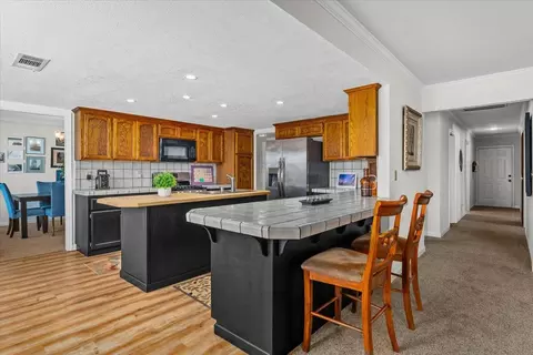 Kitchen - 16946 Campo Calle, Redding, CA 96001 photo 1 of 10