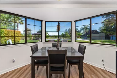 Dining - 16946 Campo Calle, Redding, CA 96001 photo 4 of 5