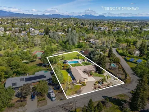View/Area - 16946 Campo Calle, Redding, CA 96001 photo 2 of 4